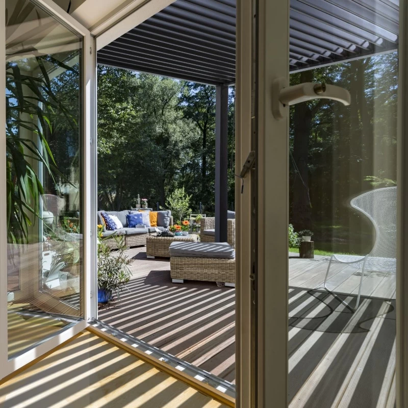 Pergola Bioclimatique Adossée En Alu Anthracite 3,6x6m Ombrea – Image 4